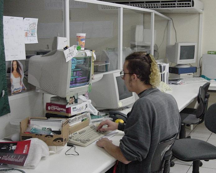 Ser tosco é... ter um habitat tosco no trabalho (2001)